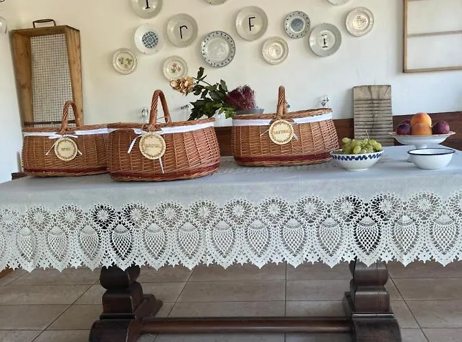 مزرعة للإقامة Masseria I Raffi