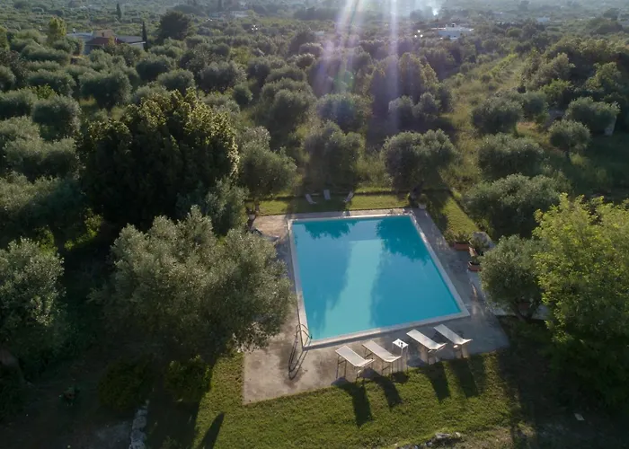 مزرعة للإقامة Masseria I Raffi *